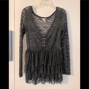 Lace ruffled blouse